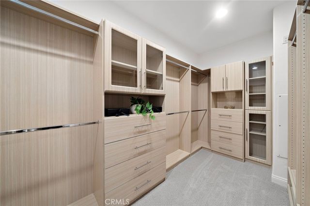 106 Fieldwood, Irvine, CA 92618