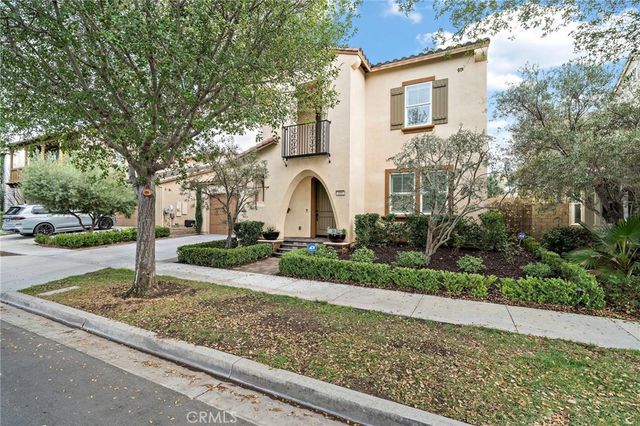 106 Fieldwood, Irvine, CA 92618
