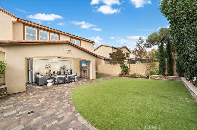 106 Fieldwood, Irvine, CA 92618