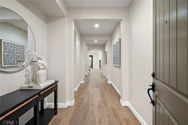 106 Fieldwood, Irvine, CA 92618