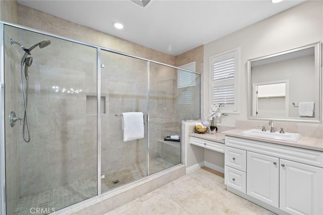 106 Fieldwood, Irvine, CA 92618