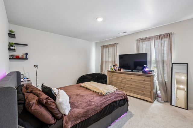 3005 Drumwright Way, Columbia, TN 38401