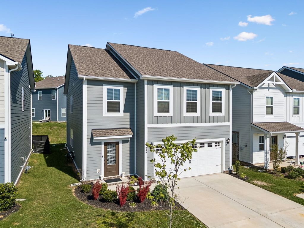 3005 Drumwright Way, Columbia, TN 38401