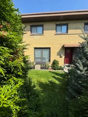 639 Maple Court, Mount Prospect, IL 60056