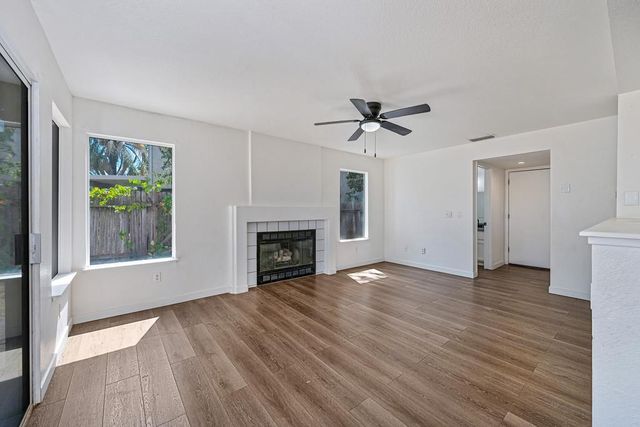 6431 Canyon Creek Way, Elk Grove, CA 95758