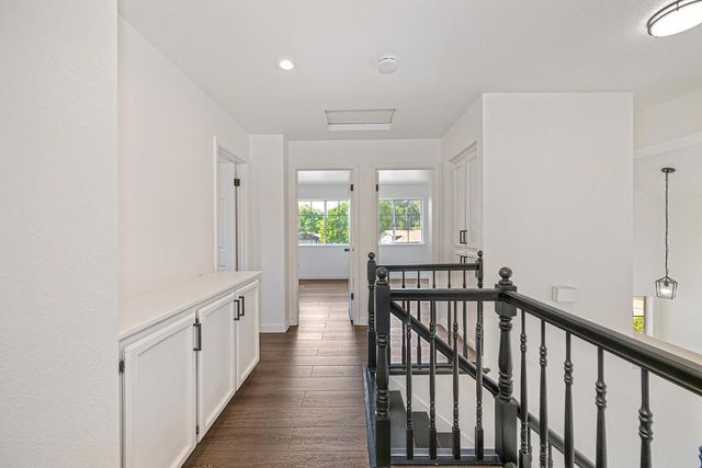 6431 Canyon Creek Way, Elk Grove, CA 95758