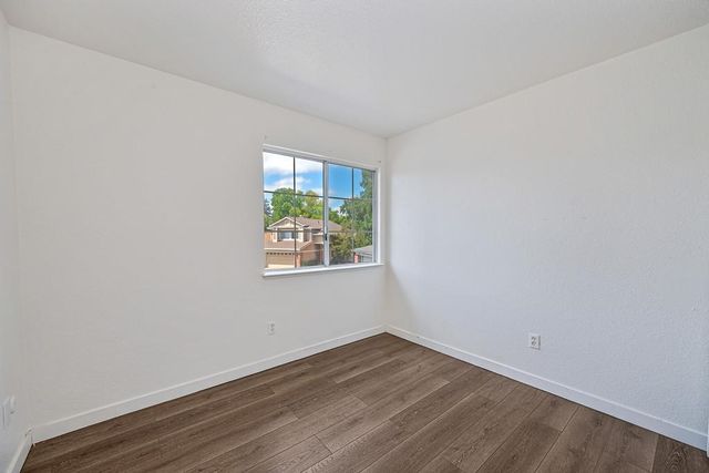 6431 Canyon Creek Way, Elk Grove, CA 95758