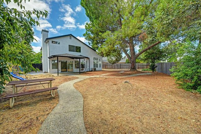 6431 Canyon Creek Way, Elk Grove, CA 95758