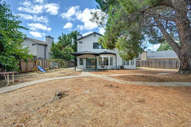 6431 Canyon Creek Way, Elk Grove, CA 95758