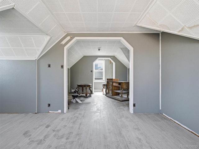 17183 Strasburg Street, Detroit, MI 48205