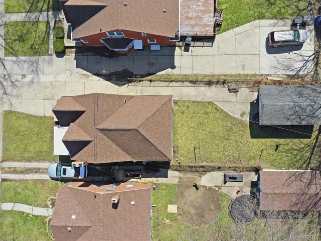 17183 Strasburg Street, Detroit, MI 48205