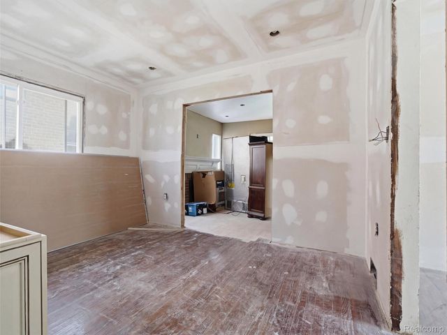 17183 Strasburg Street, Detroit, MI 48205