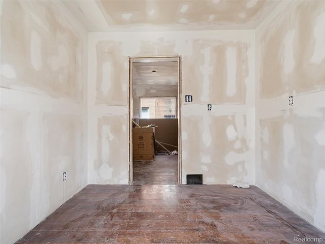 17183 Strasburg Street, Detroit, MI 48205