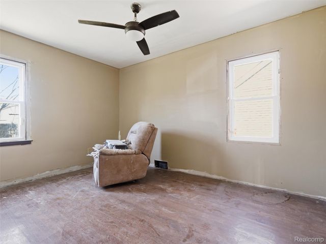 17183 Strasburg Street, Detroit, MI 48205