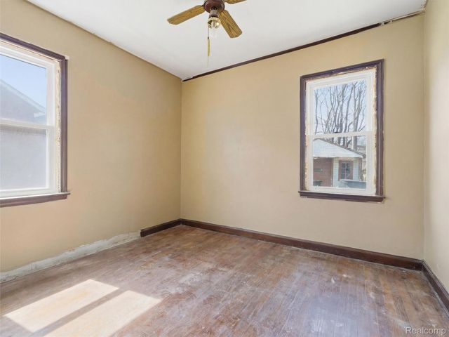 17183 Strasburg Street, Detroit, MI 48205