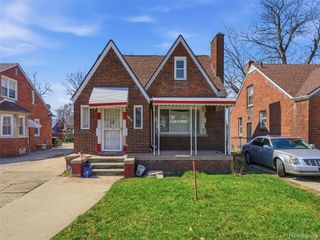 17183 Strasburg Street, Detroit, MI 48205