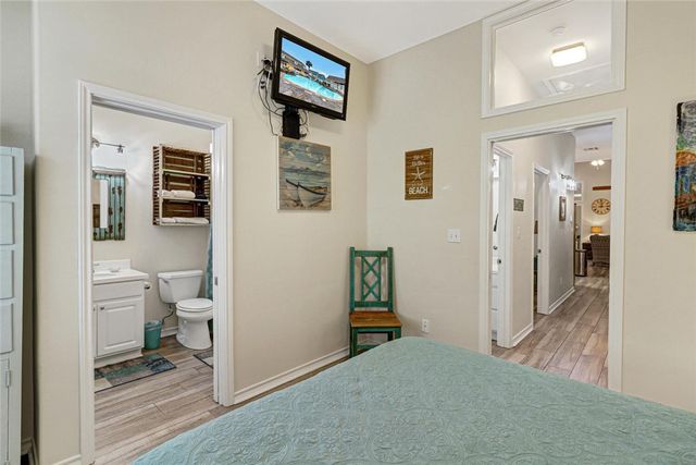 2212 State Highway 361 204, Port Aransas, TX 78373