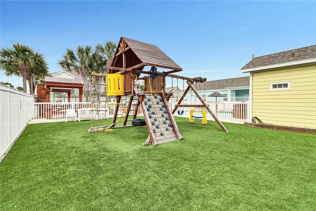 2212 State Highway 361 204, Port Aransas, TX 78373