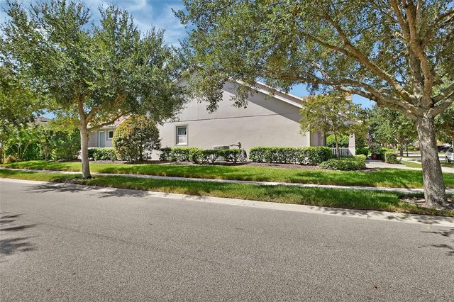 1373 HAZELDENE MANOR, Deland, FL 32724