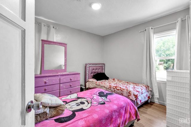 1504 Stockton Avenue, Bakersfield, CA 93308