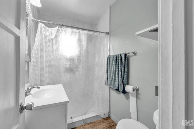 1504 Stockton Avenue, Bakersfield, CA 93308