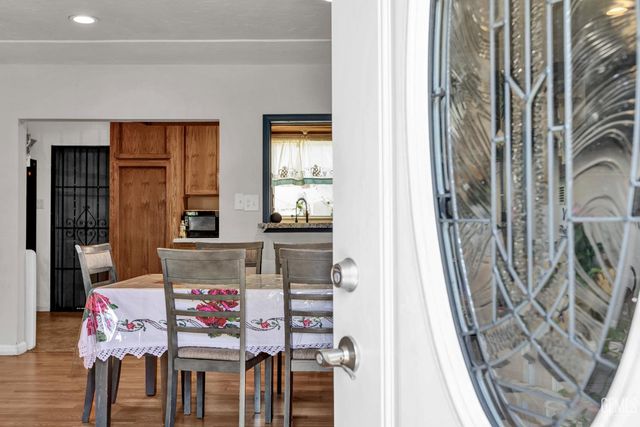 1504 Stockton Avenue, Bakersfield, CA 93308