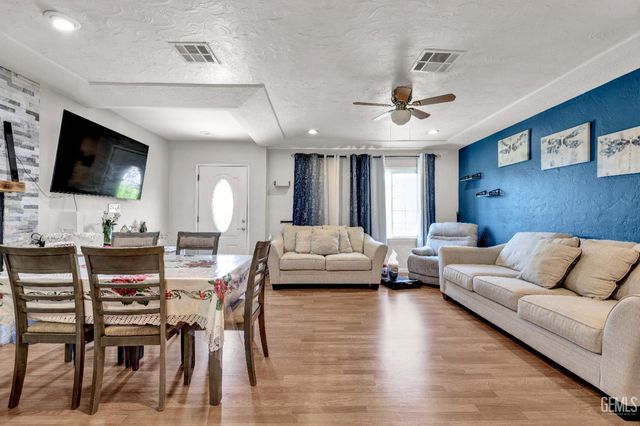 1504 Stockton Avenue, Bakersfield, CA 93308