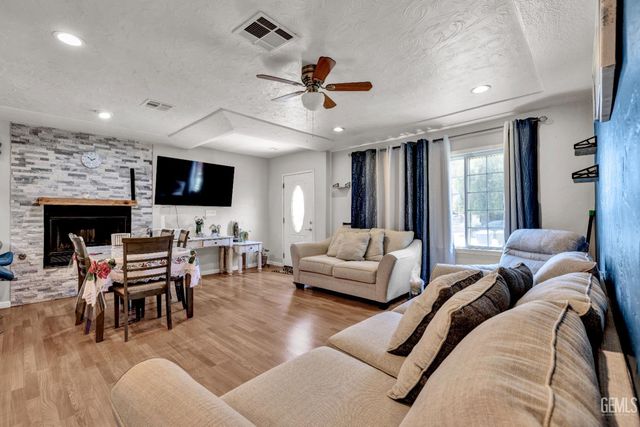 1504 Stockton Avenue, Bakersfield, CA 93308