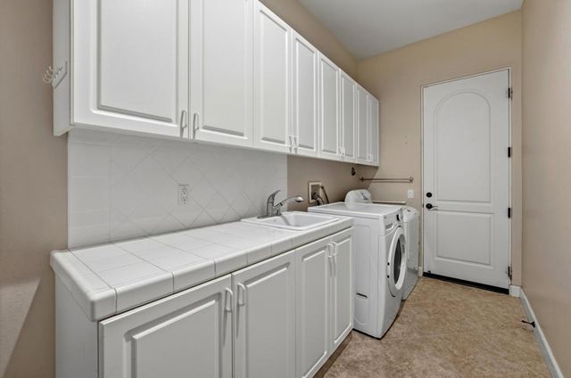 15 Porto Cielo Court, Rancho Mirage, CA 92270