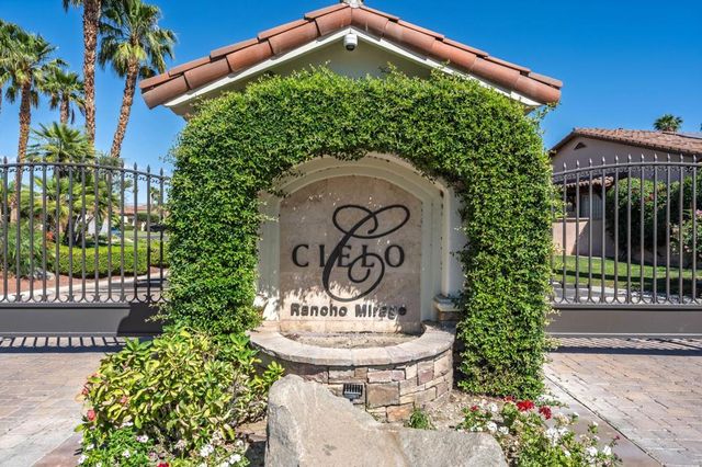 15 Porto Cielo Court, Rancho Mirage, CA 92270