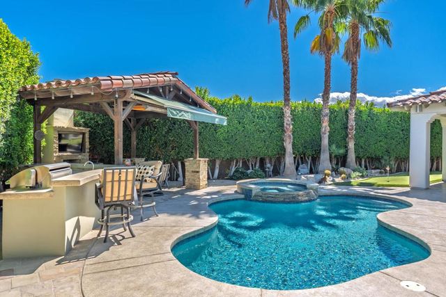 15 Porto Cielo Court, Rancho Mirage, CA 92270