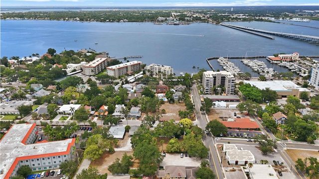 204 15TH STREET W, Bradenton, FL 34205