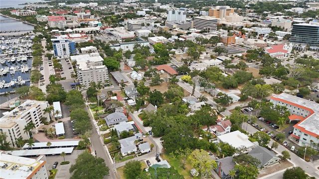 204 15TH STREET W, Bradenton, FL 34205