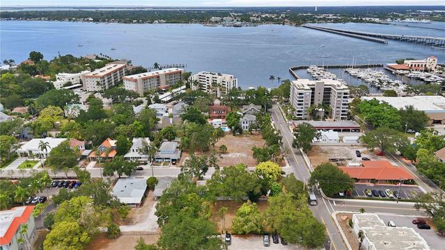 204 15TH STREET W, Bradenton, FL 34205