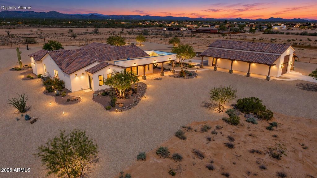21747 W Galvin Street, Wittmann, AZ 85361 — photo 2