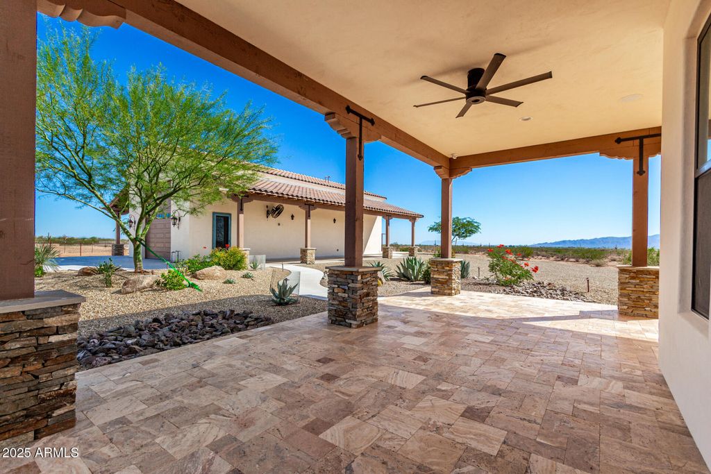 21747 W Galvin Street, Wittmann, AZ 85361 — photo 3