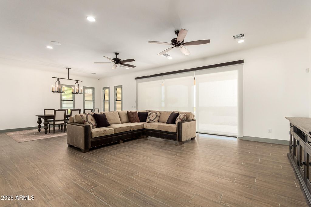 21747 W Galvin Street, Wittmann, AZ 85361 — photo 5