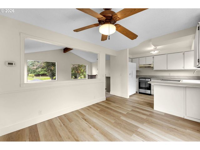 1101 Nw 405TH St, Woodland, WA 98674