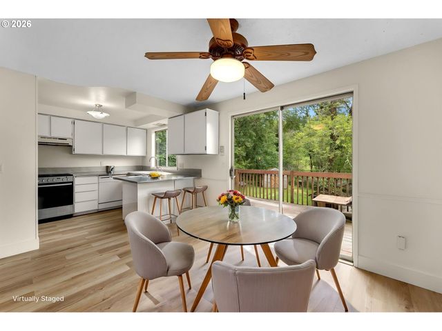 1101 Nw 405TH St, Woodland, WA 98674