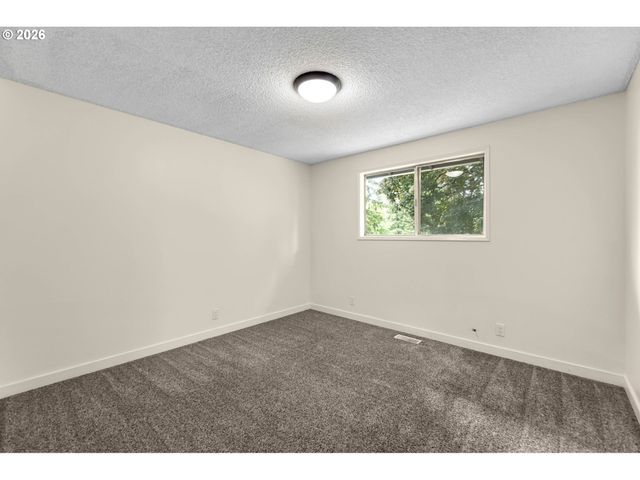 1101 Nw 405TH St, Woodland, WA 98674