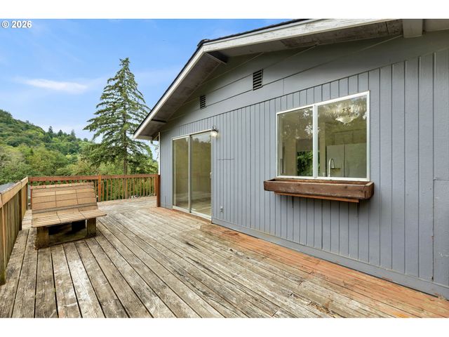 1101 Nw 405TH St, Woodland, WA 98674