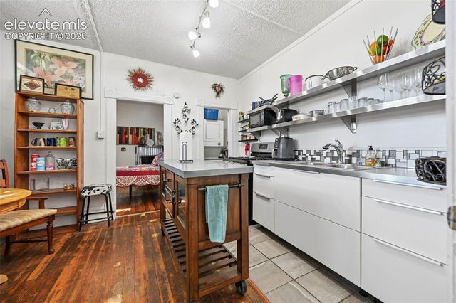 323 E Boulder Street, Colorado Springs, CO 80903