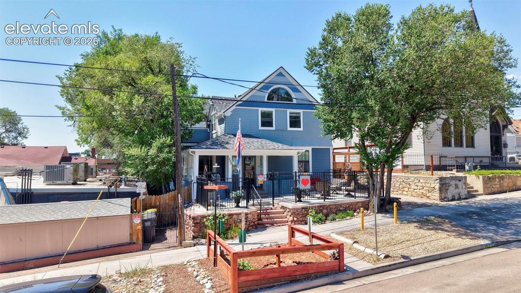 323 E Boulder Street, Colorado Springs, CO 80903