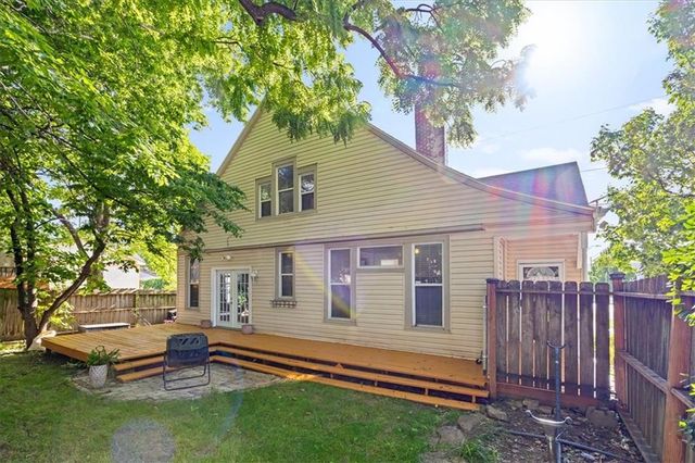 611 E 27 Terrace, Kansas City, MO 64109