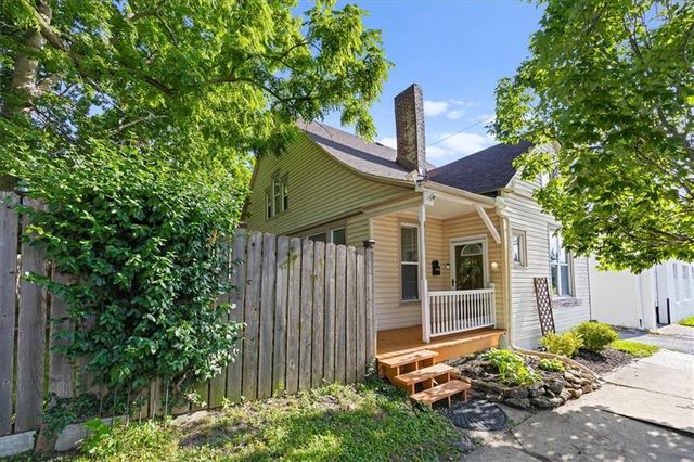 611 E 27 Terrace, Kansas City, MO 64109