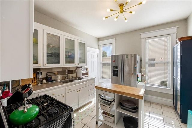 611 E 27 Terrace, Kansas City, MO 64109