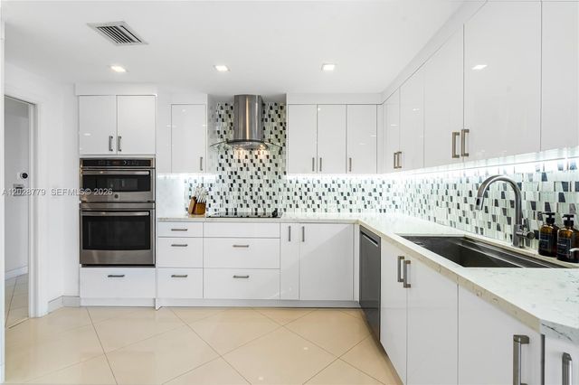 2800 Island Blvd 1605, Aventura, FL 33160