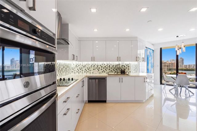 2800 Island Blvd 1605, Aventura, FL 33160