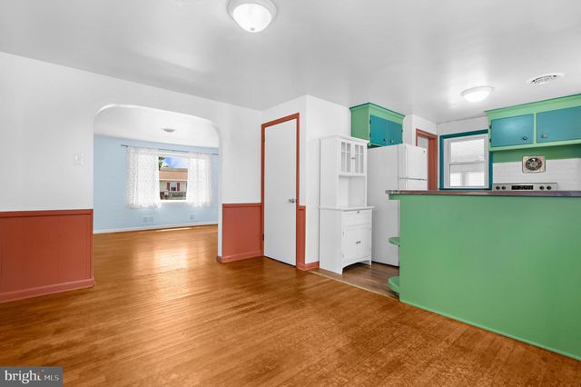 48 FAIRGROUND AVE, Taneytown, MD 21787