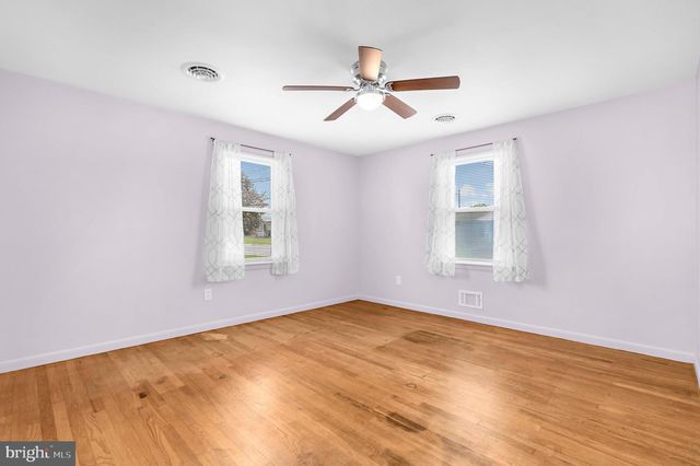 48 FAIRGROUND AVE, Taneytown, MD 21787